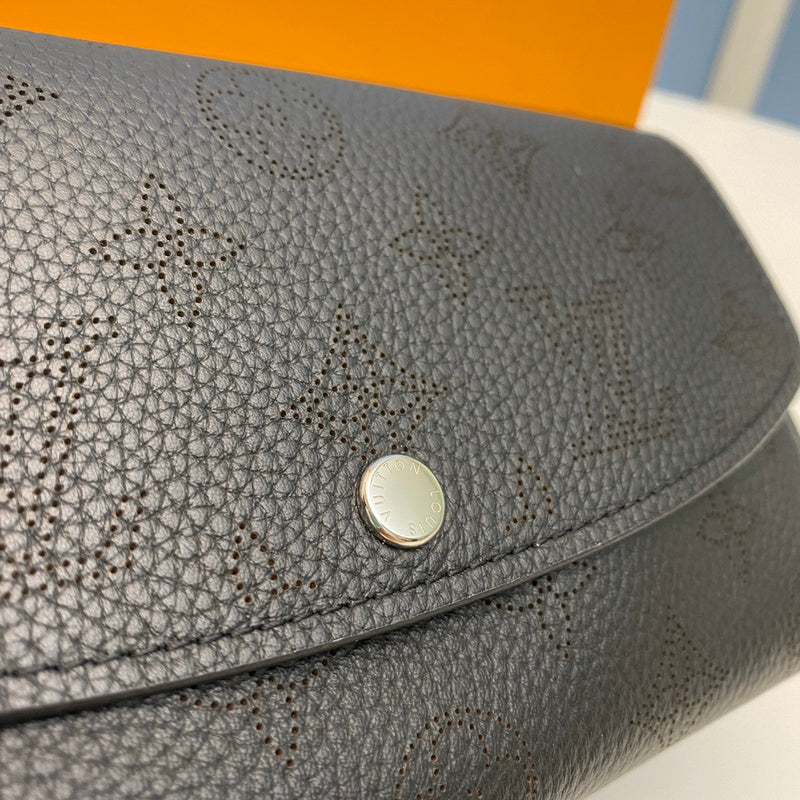 COZY - LOV Wallets - 513