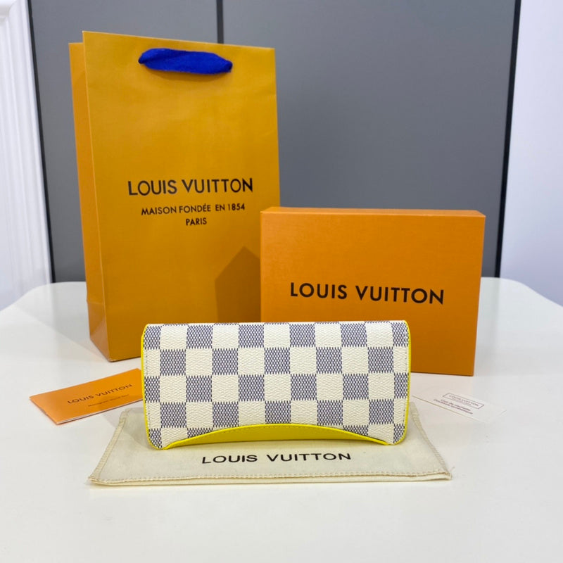 COZY BAGS - LOV Wallets - 605