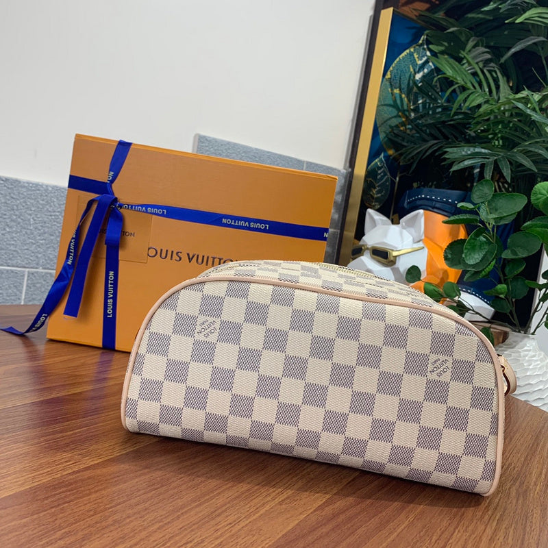COZY - LOV Wallets - 357
