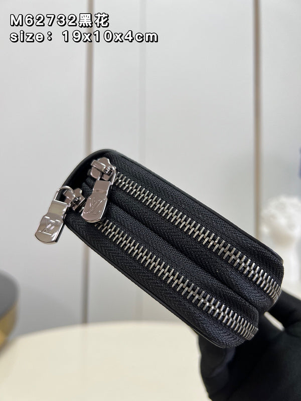 COZY - LOV Wallets - 401