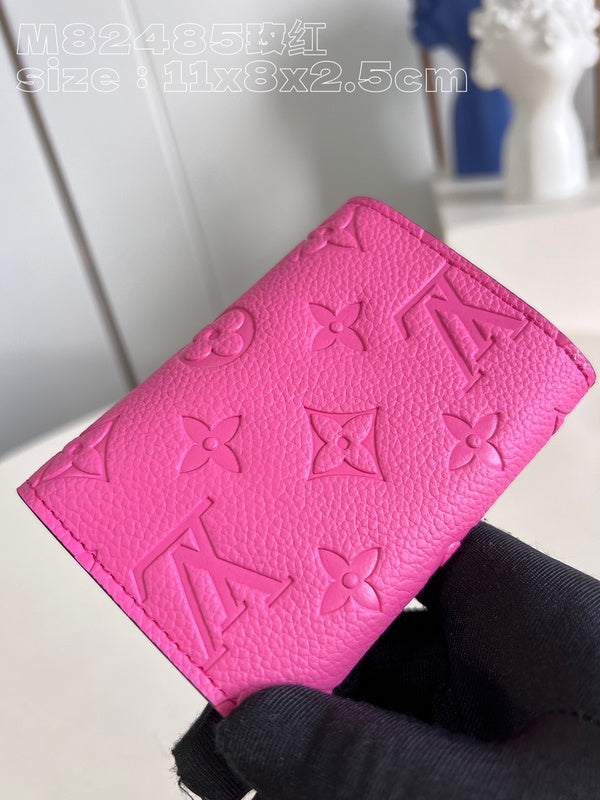 COZY - LOV Wallets - 054