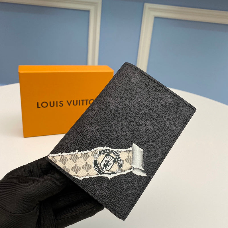 COZY - LOV Wallets - 125