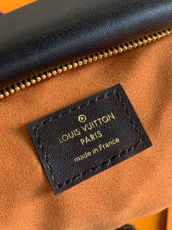 COZY - LOV Wallets - 321