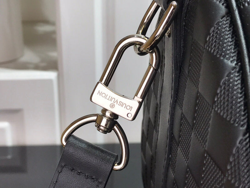 JB - LOV Travel Bags - 110