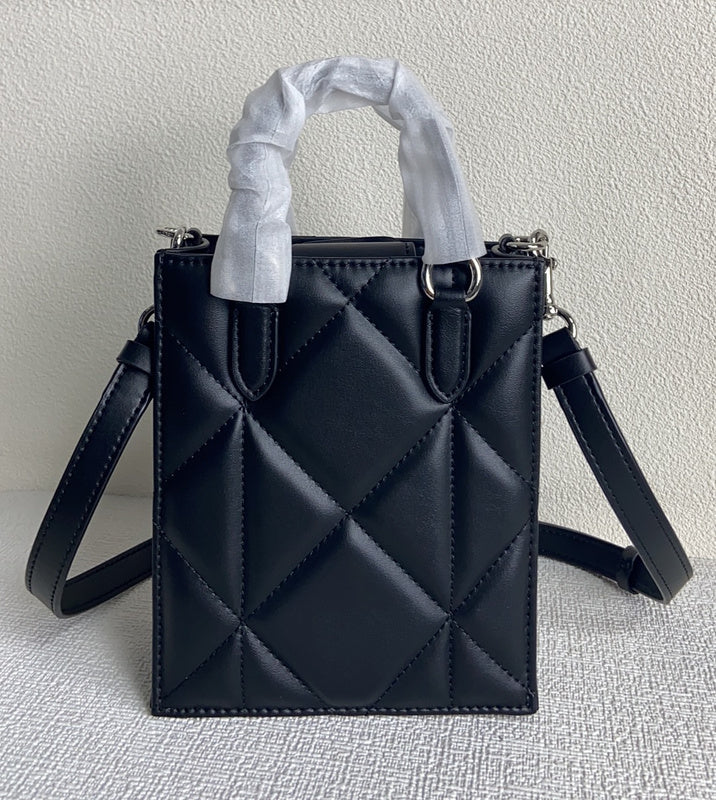 COZY - CAH Bags - 221