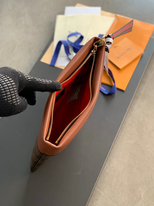 COZY - LOV Wallets - 313