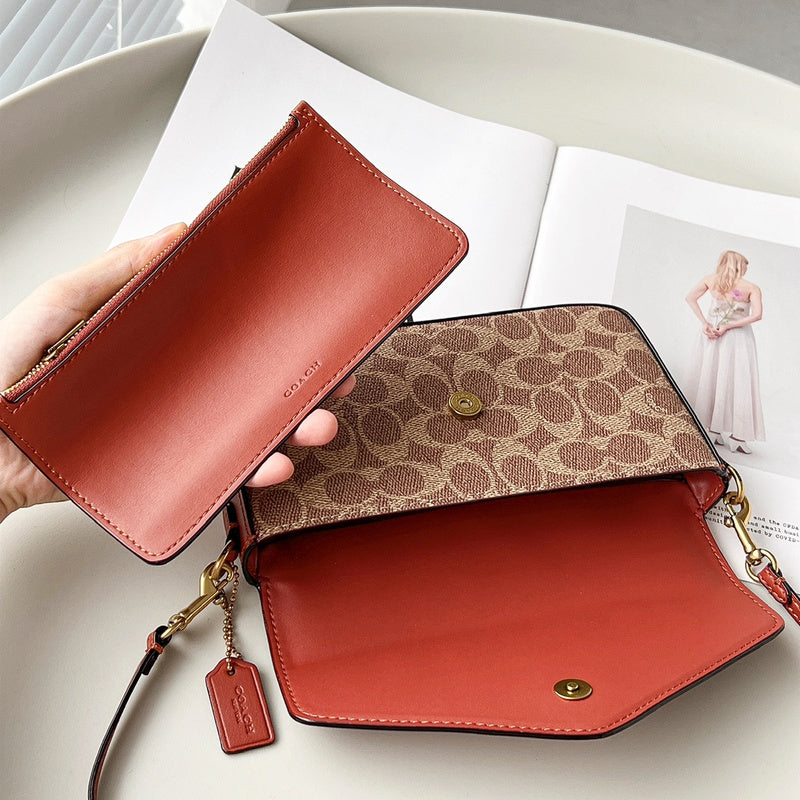 COZY - CAH Bags - 584