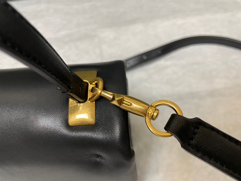 JB - VEL Lady Bags - 030