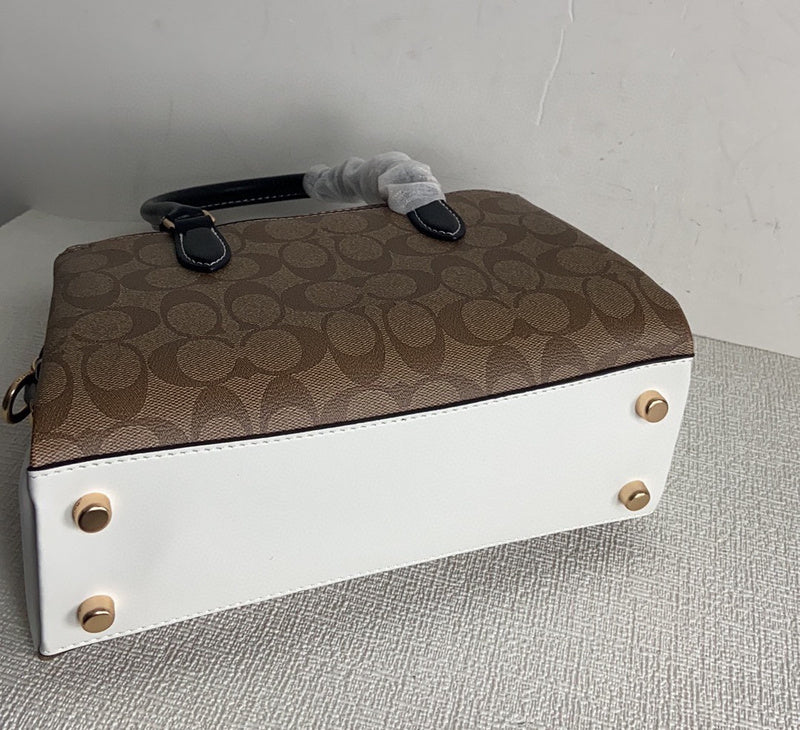 COZY - CAH Bags - 104