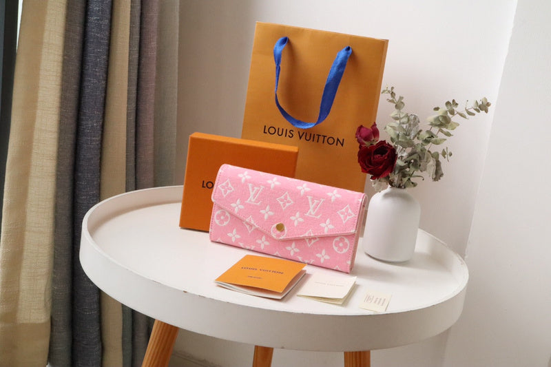 COZY BAGS - LOV Wallets - 616
