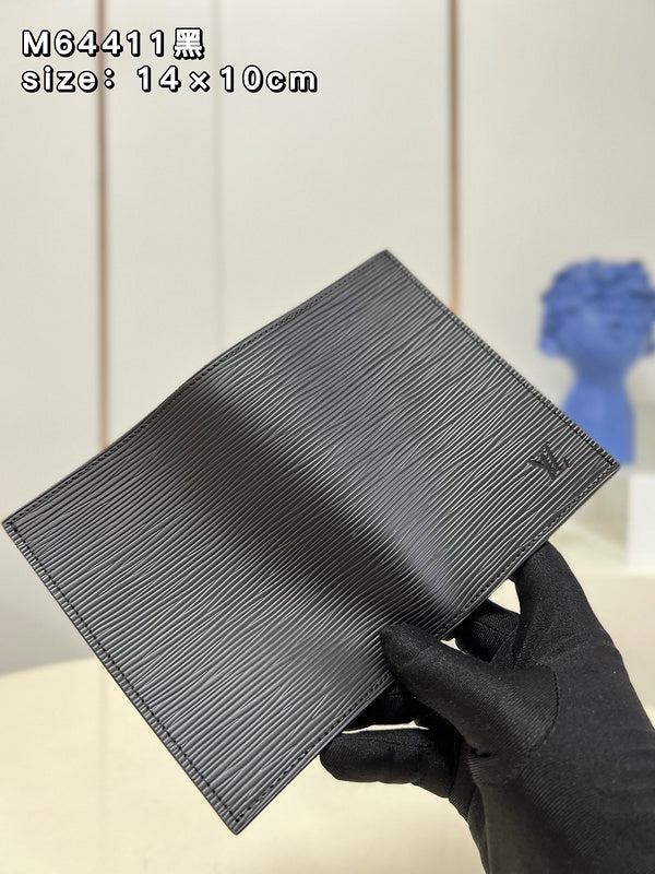 COZY - LOV Wallets - 396