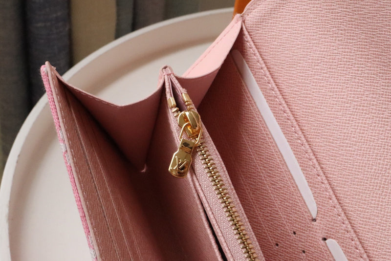 COZY BAGS - LOV Wallets - 616