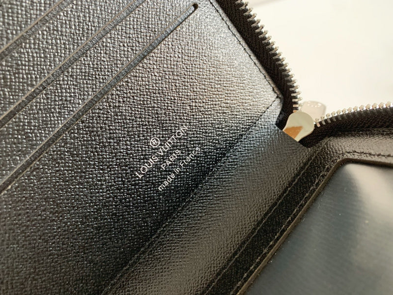 COZY BAGS - LOV Wallets - 694