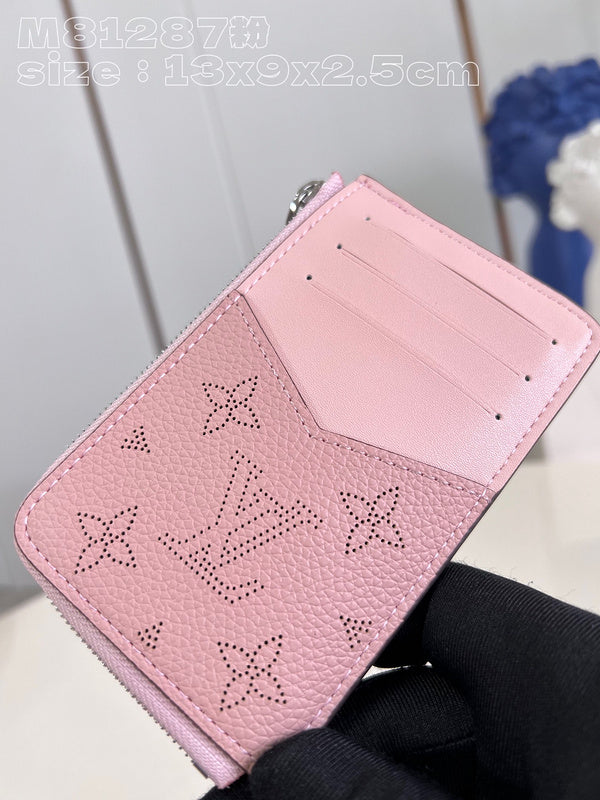 COZY - LOV Wallets - 055