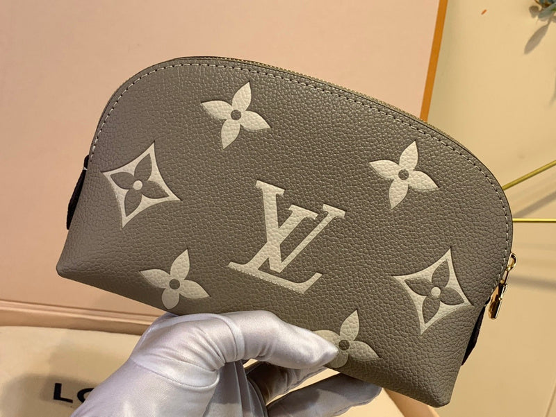 COZY - LOV Wallets - 487