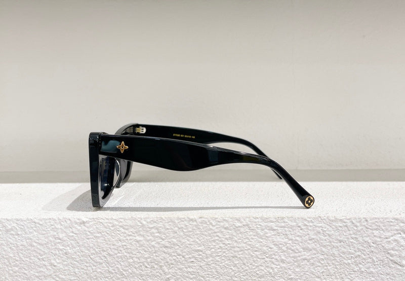 COZY BAGS - LOV Sunglasses - 074
