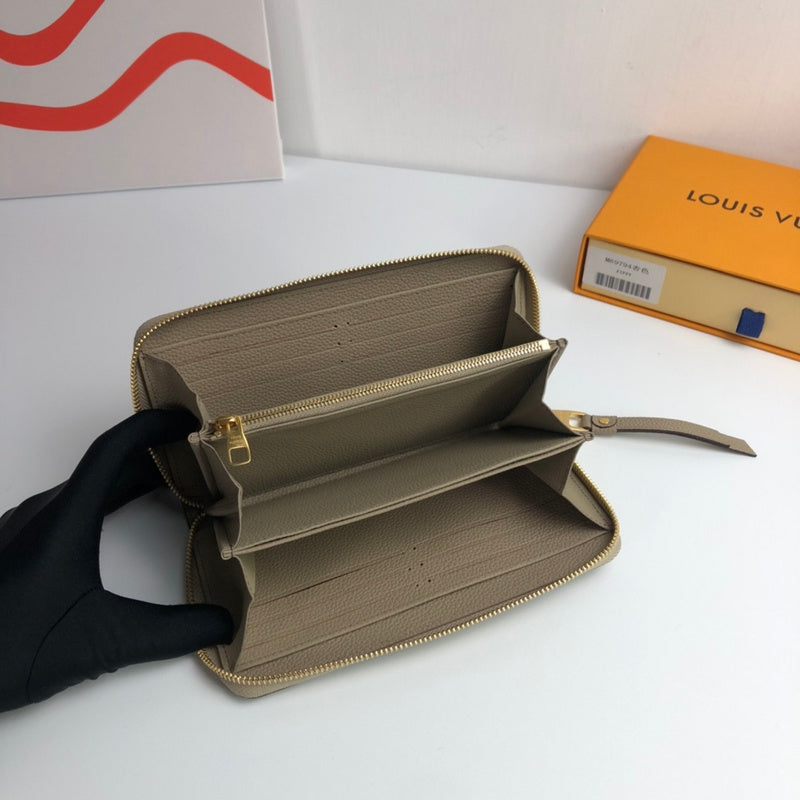 COZY - LOV Wallets - 085