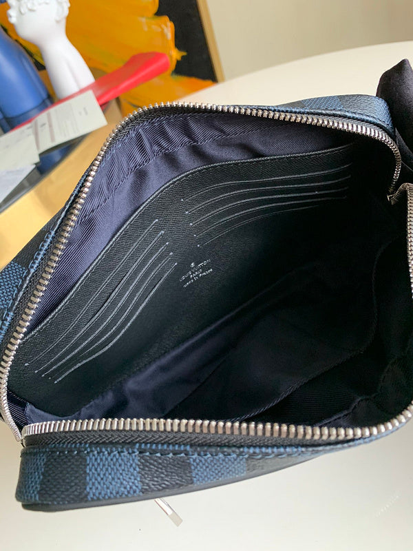 COZY - LOV Wallets - 386