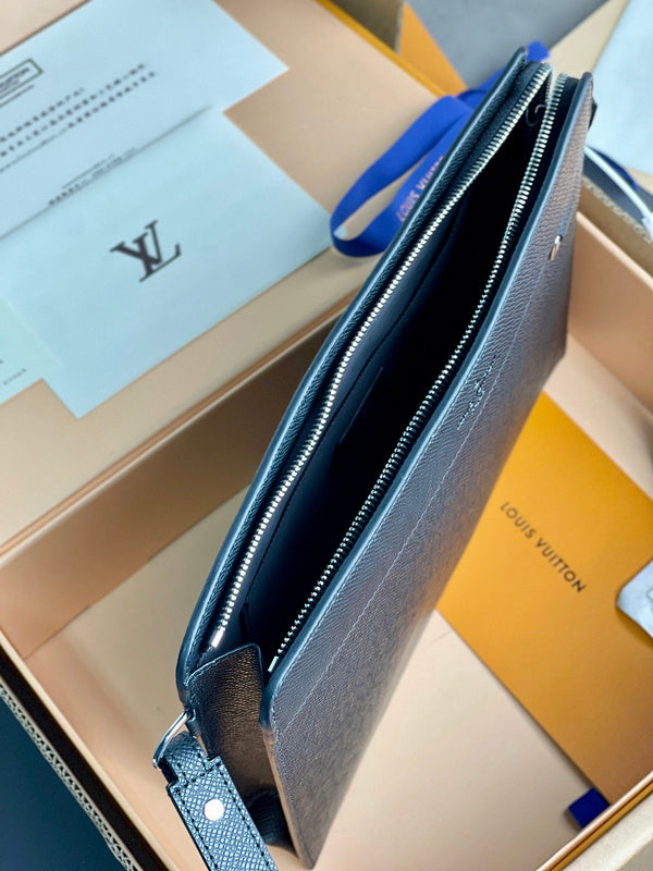 COZY - LOV Wallets - 392