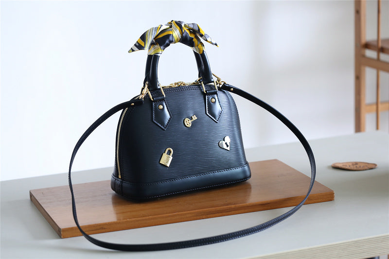 COZY - LOV Lady Bags - 1854