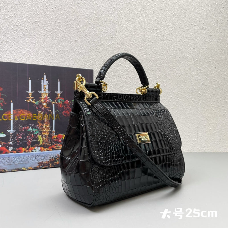 COZY - DAG Bags - 111