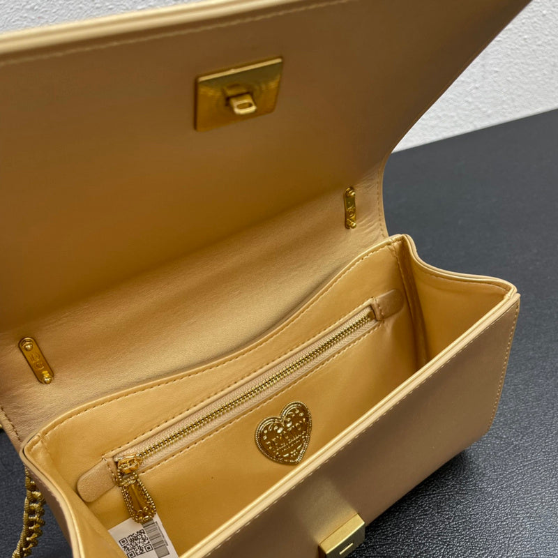 COZY - DAG Bags - 150