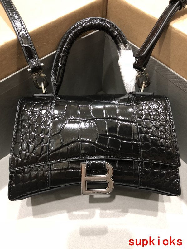 COZY BAGS - BG Hourglass Bags - 124