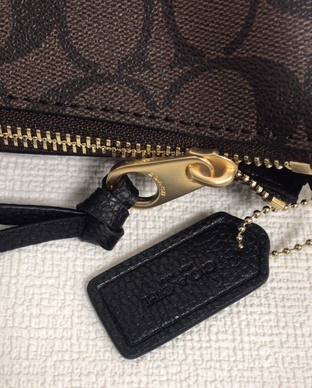 COZY - CAH Bags - 583