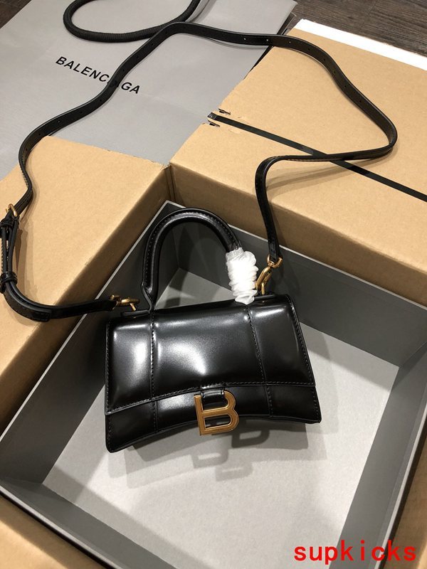 COZY BAGS - BG Hourglass Bags - 070