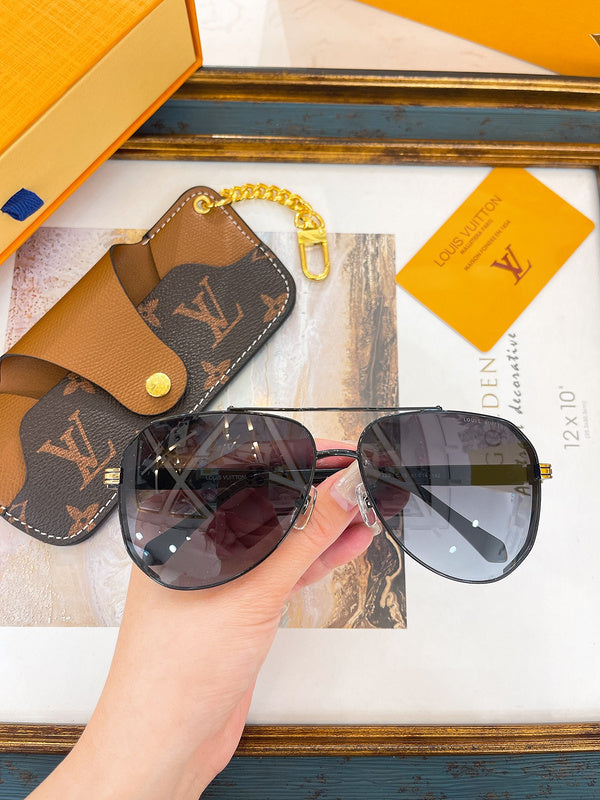 COZY BAGS - LOV Sunglasses - 033