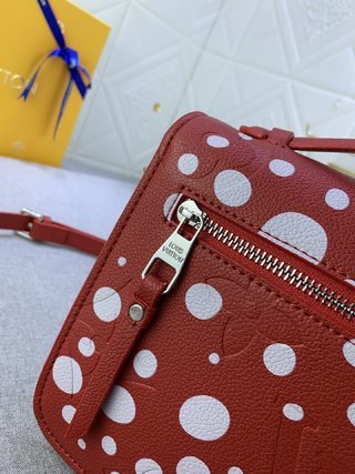 COZY BAGS - GUKI Women Bags - 1610