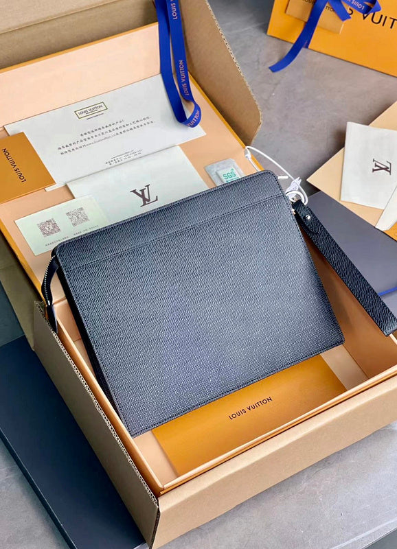 COZY - LOV Wallets - 392