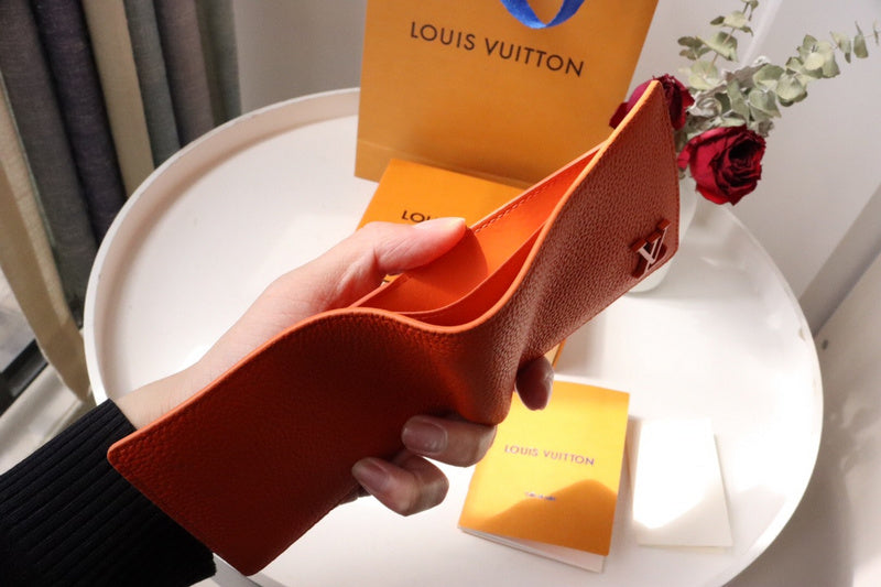 COZY BAGS - LOV Wallets - 635