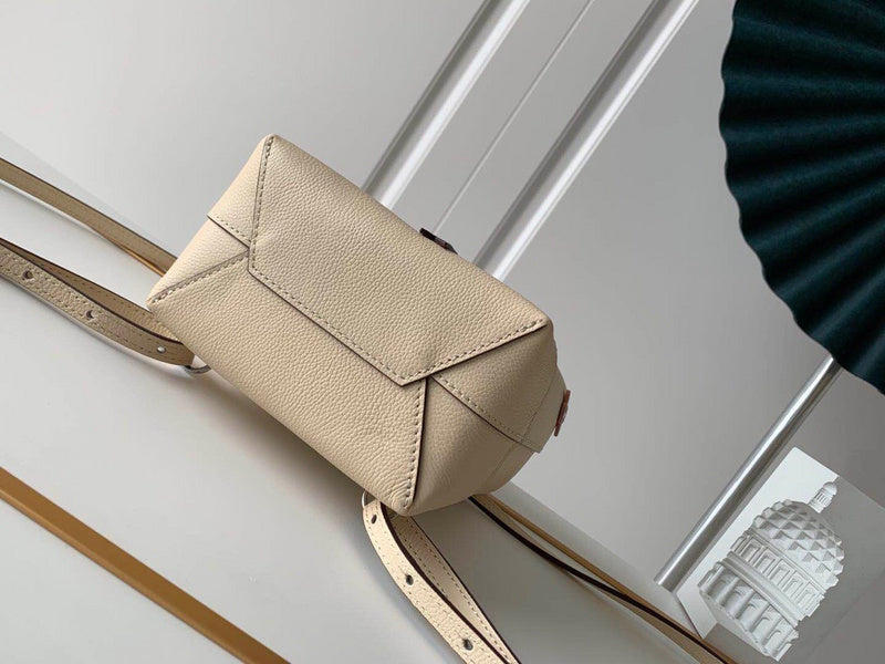 COZY - LV Bags - 4952