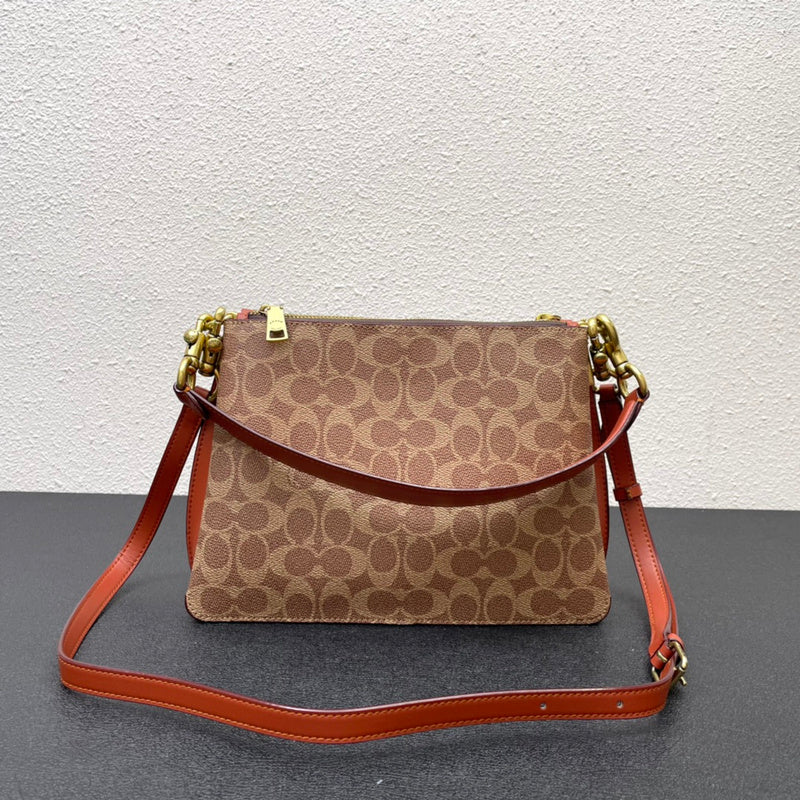 COZY - CAH Bags - 573