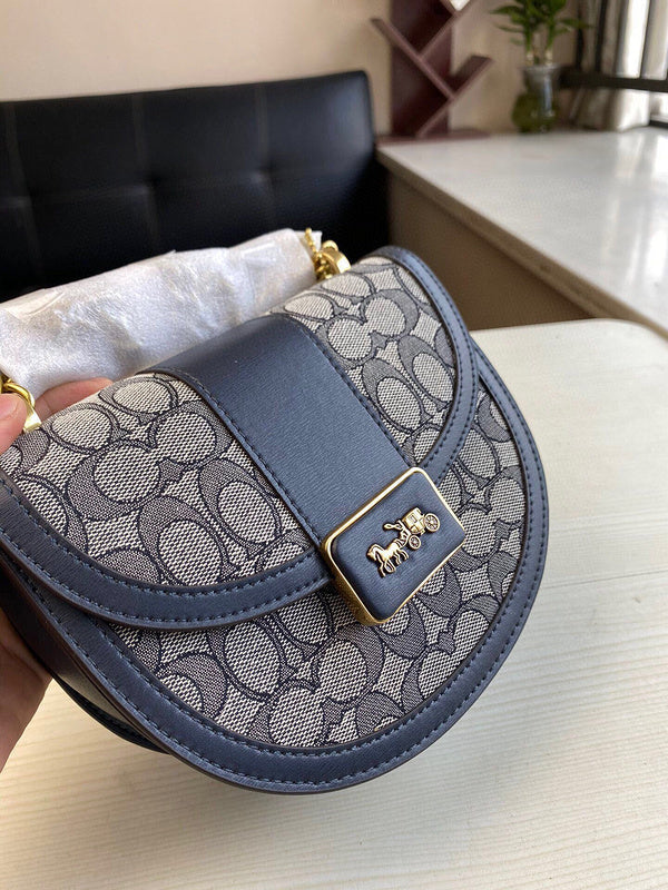 COZY - CAH Bags - 382