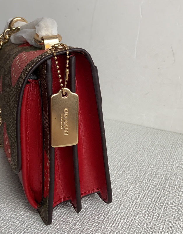 COZY - CAH Bags - 211