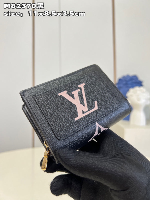 COZY - LOV Wallets - 208