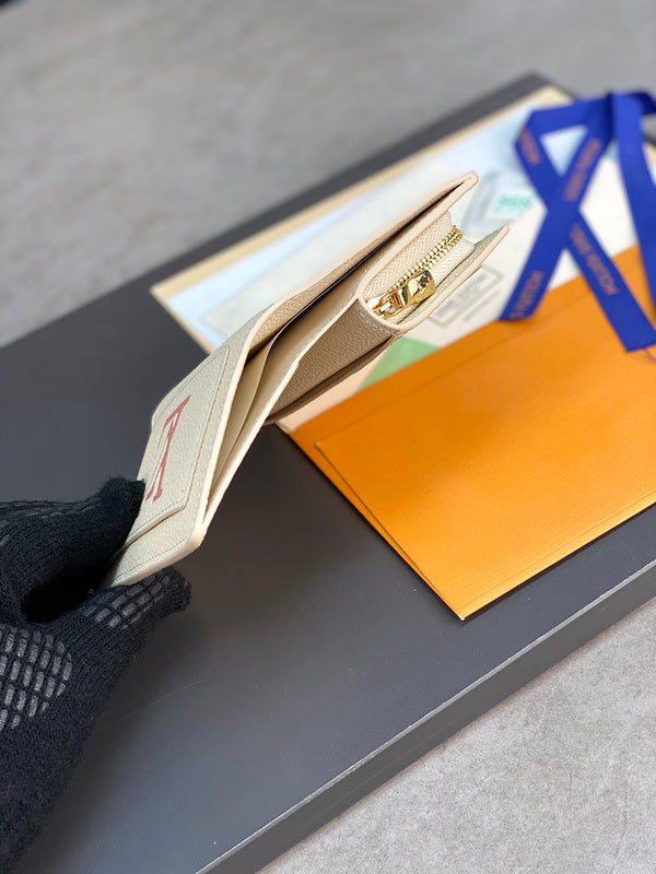 COZY - LOV Wallets - 034