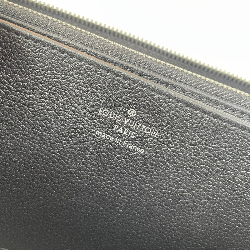 COZY - LOV Wallets - 086