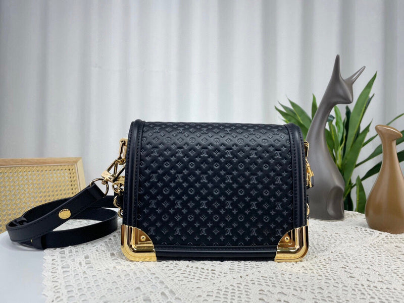 JB - LOV Lady Bags - 106