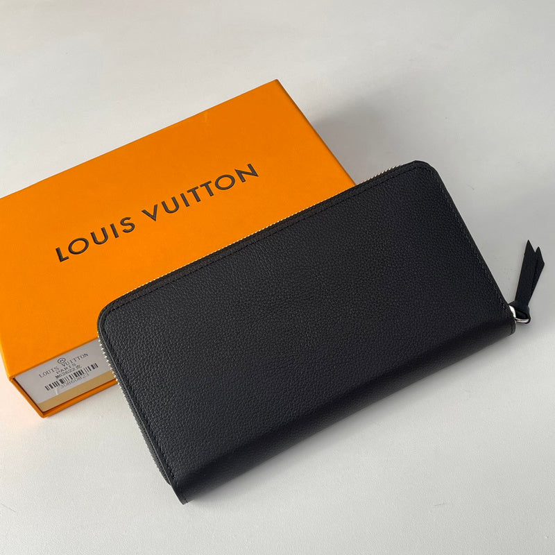 COZY - LOV Wallets - 086