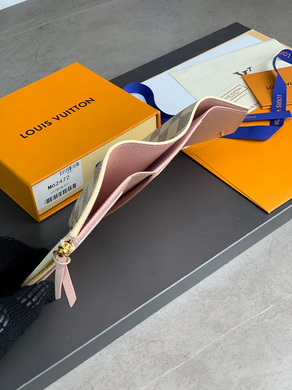 COZY - LOV Wallets - 274