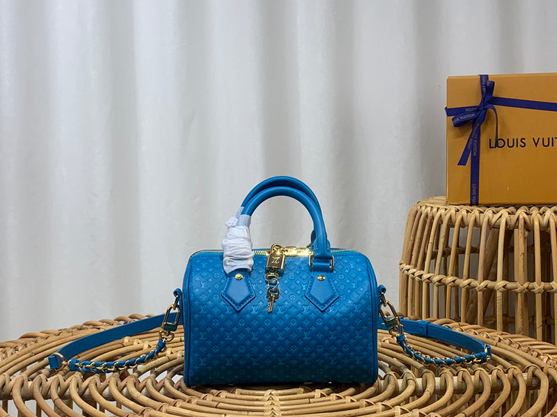 JB - LOV Travel Bags - 006