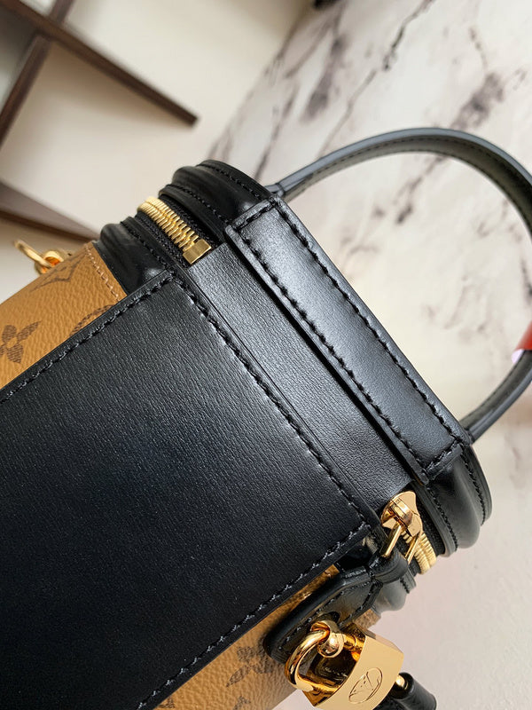 COZY - LV Bags - 4557