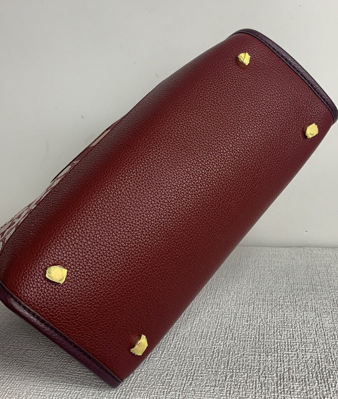 COZY - CAH Bags - 414
