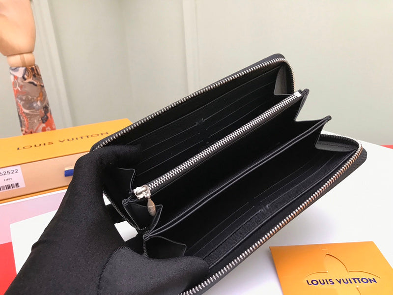 COZY - LOV Wallets - 405