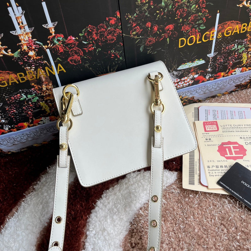 COZY - DAG Bags - 194