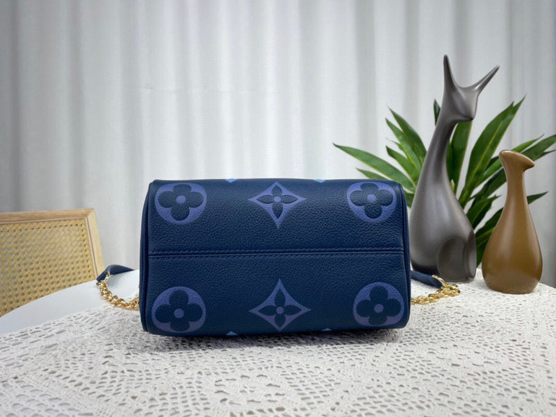 JB - LOV Travel Bags - 032