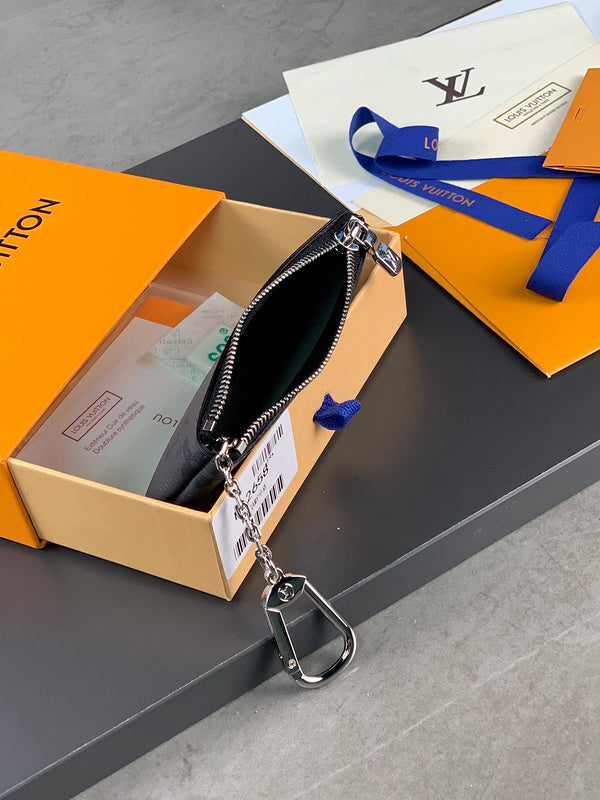 COZY - LOV Wallets - 259